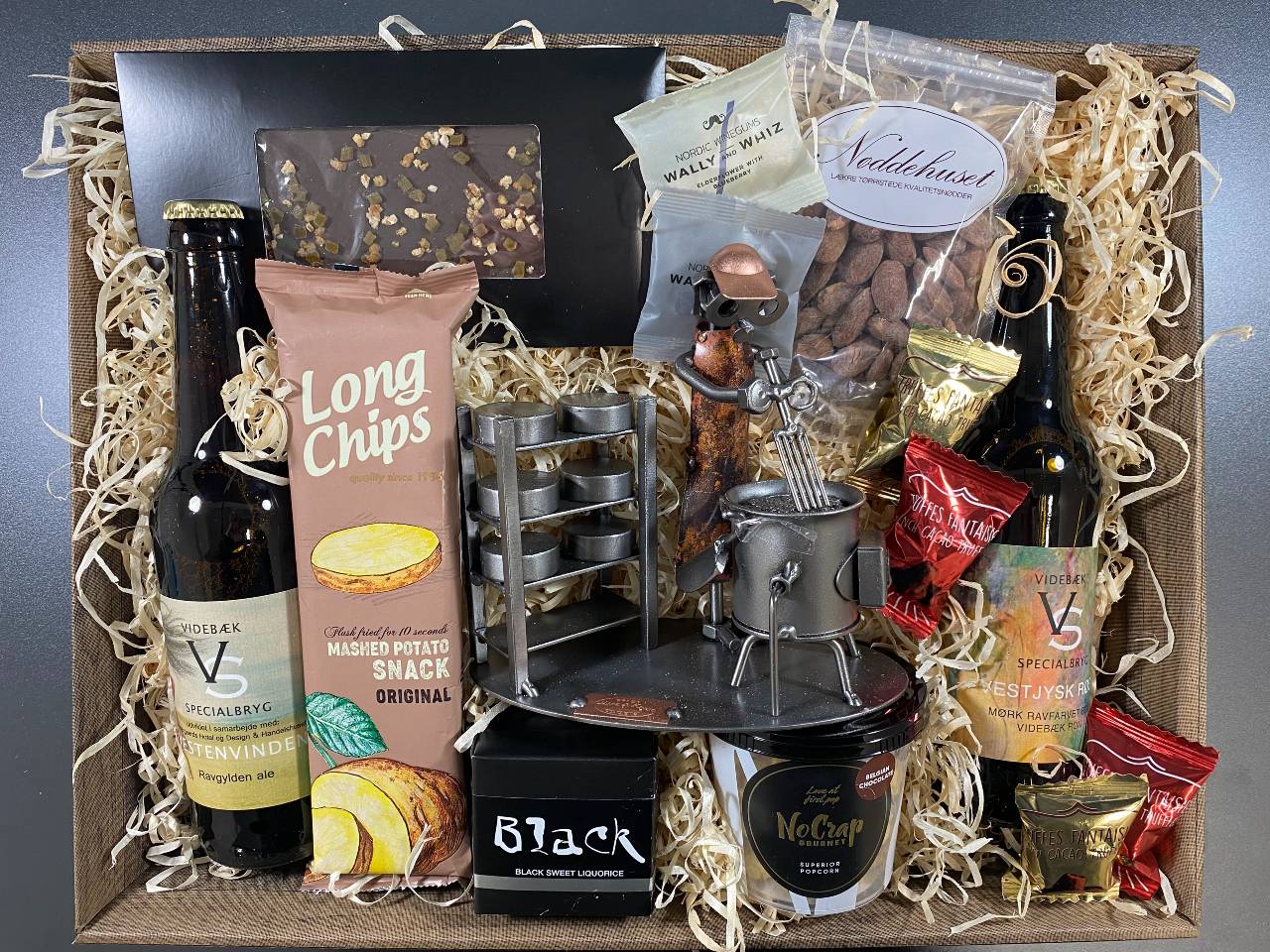 Gavekurv Med Metalfigur Mejerist Mejeritekniker Hygge