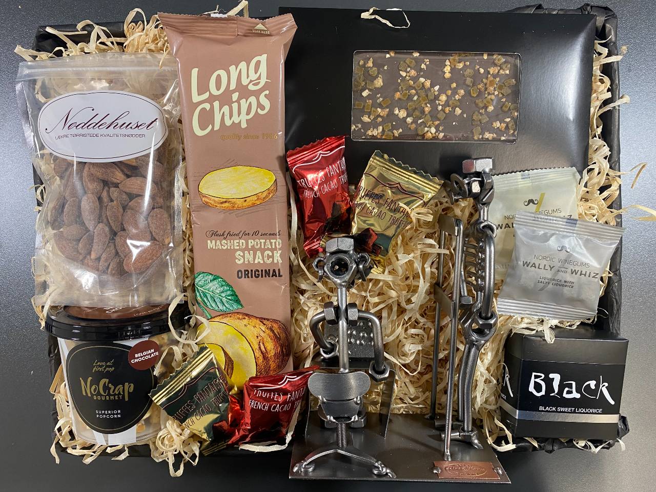 Gavekurv Med Metalfigur Radiograf Lækkerier